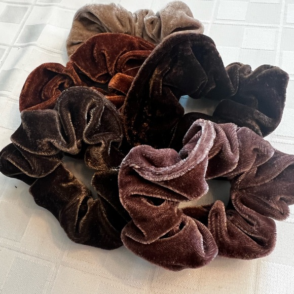 Other - Brown and Tan Scrunchie Set